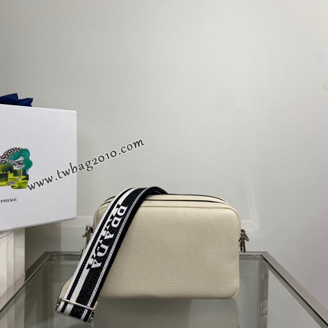 Prada專櫃新款雙肩帶鹿皮紋牛皮斜挎包 1BH082 普拉達頂級原單男士肩背包 csp1044
